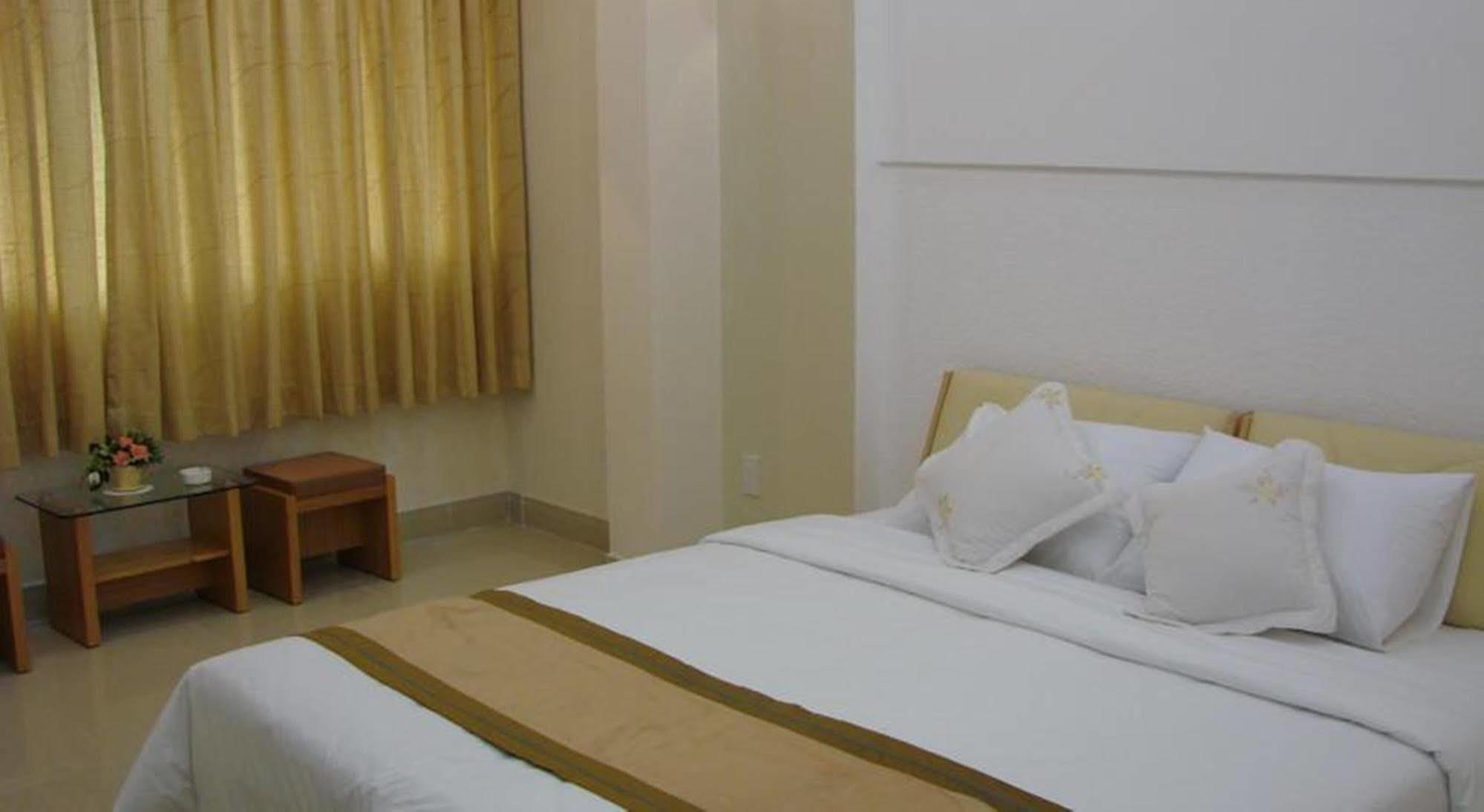 Cat Huy Hotel Ho Chi Minh City Exterior photo